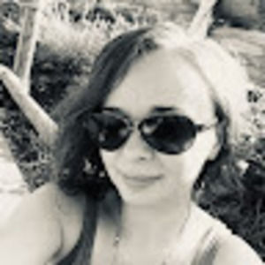 Meet your Posher, Michaela